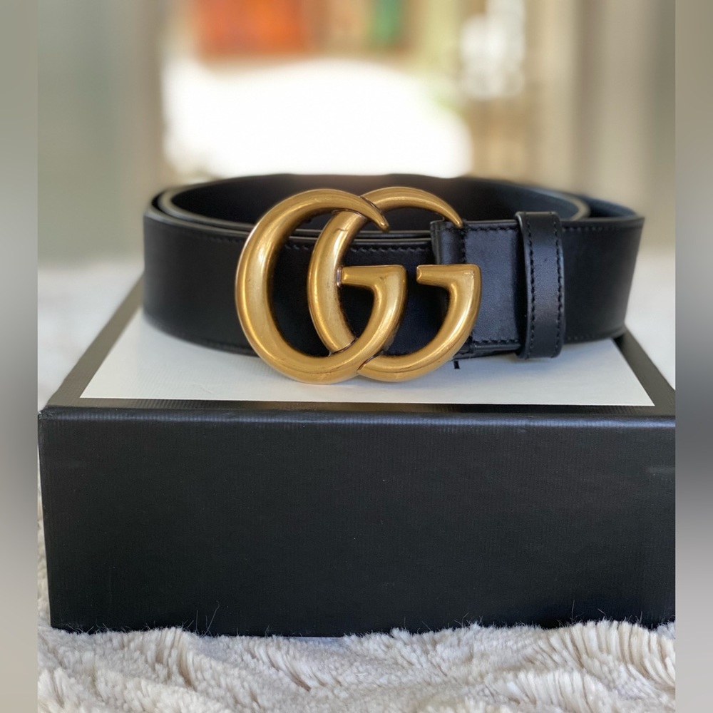 Gucci GG initial belt. Authentic. Timeless style. Original Box & protective bag